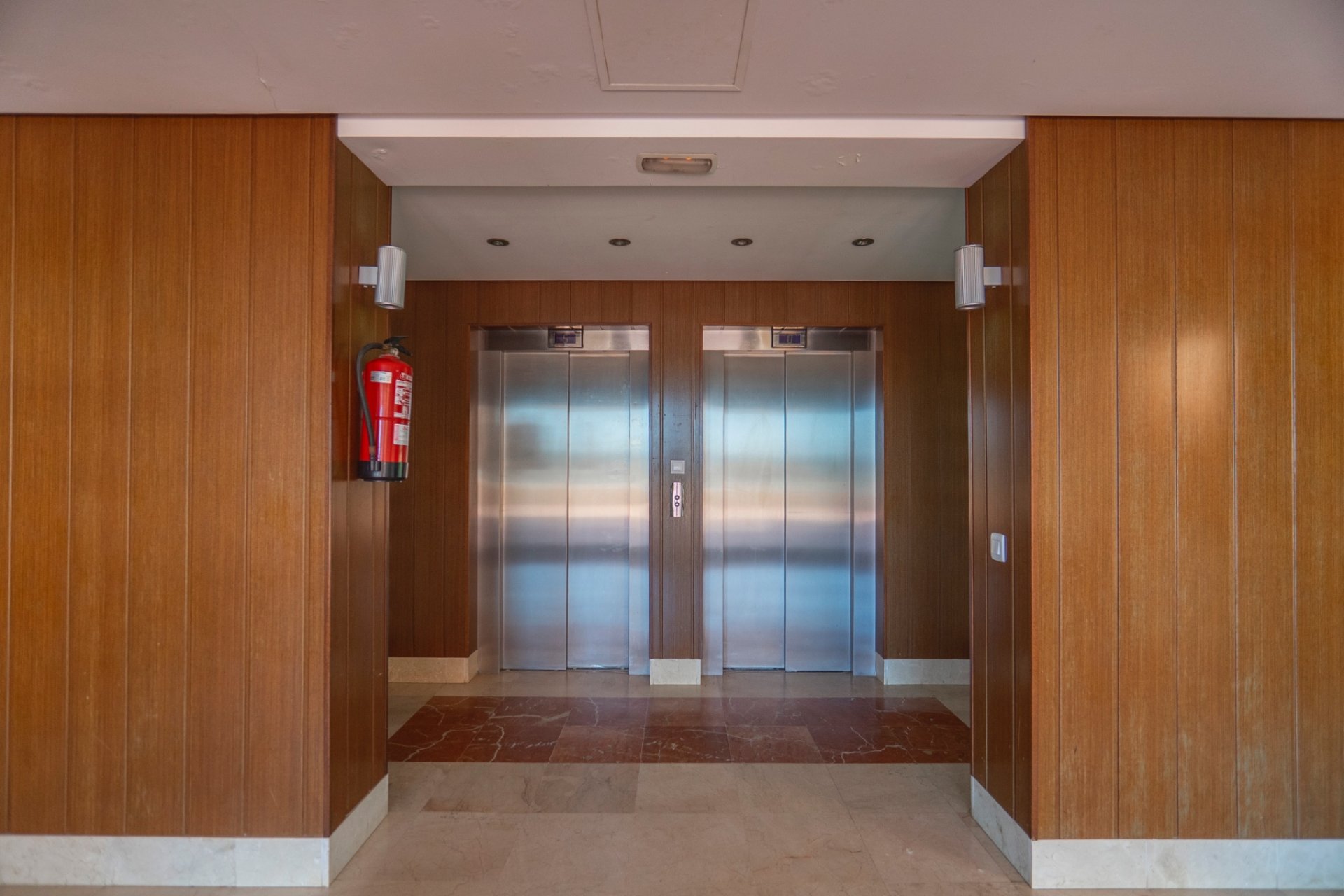Tweedehands - Appartement -
Guardamar del Segura - Puerto Deportivo