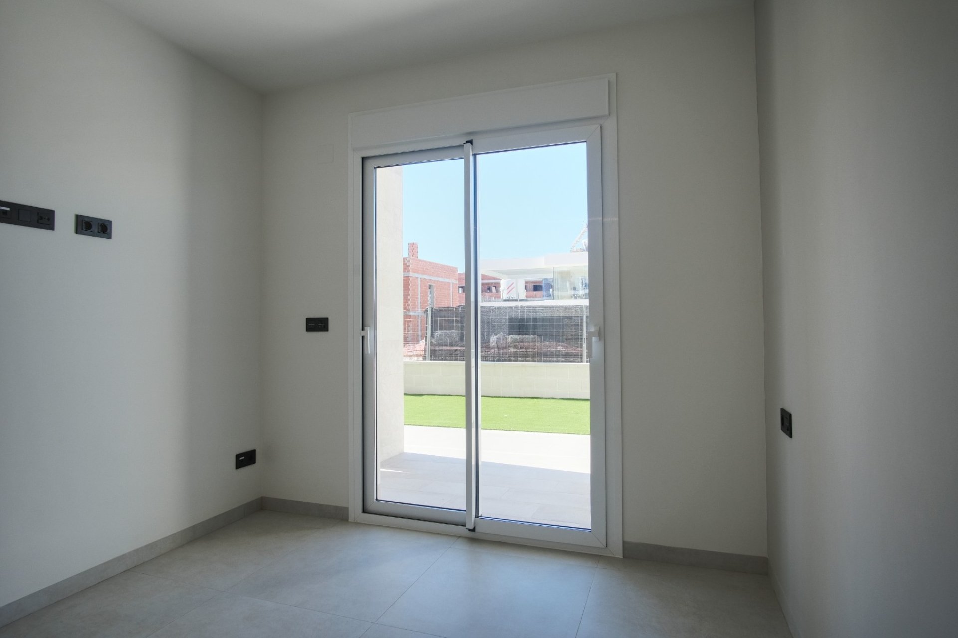 Tweedehands - Appartement -
Guardamar del Segura - Urbanizaciones