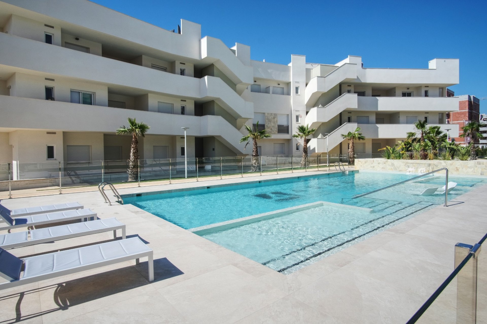 Tweedehands - Appartement -
Guardamar del Segura - Urbanizaciones