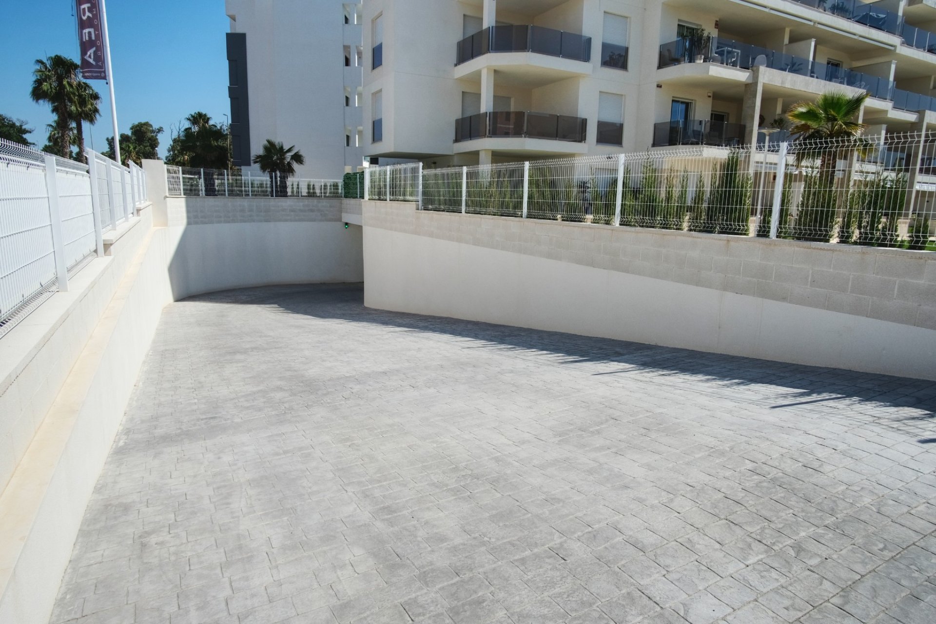 Tweedehands - Appartement -
Guardamar del Segura - Urbanizaciones