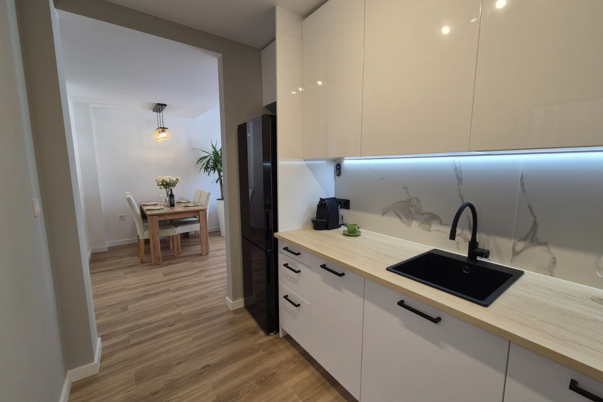 Tweedehands - Herenhuis -
Alicante - La Florida