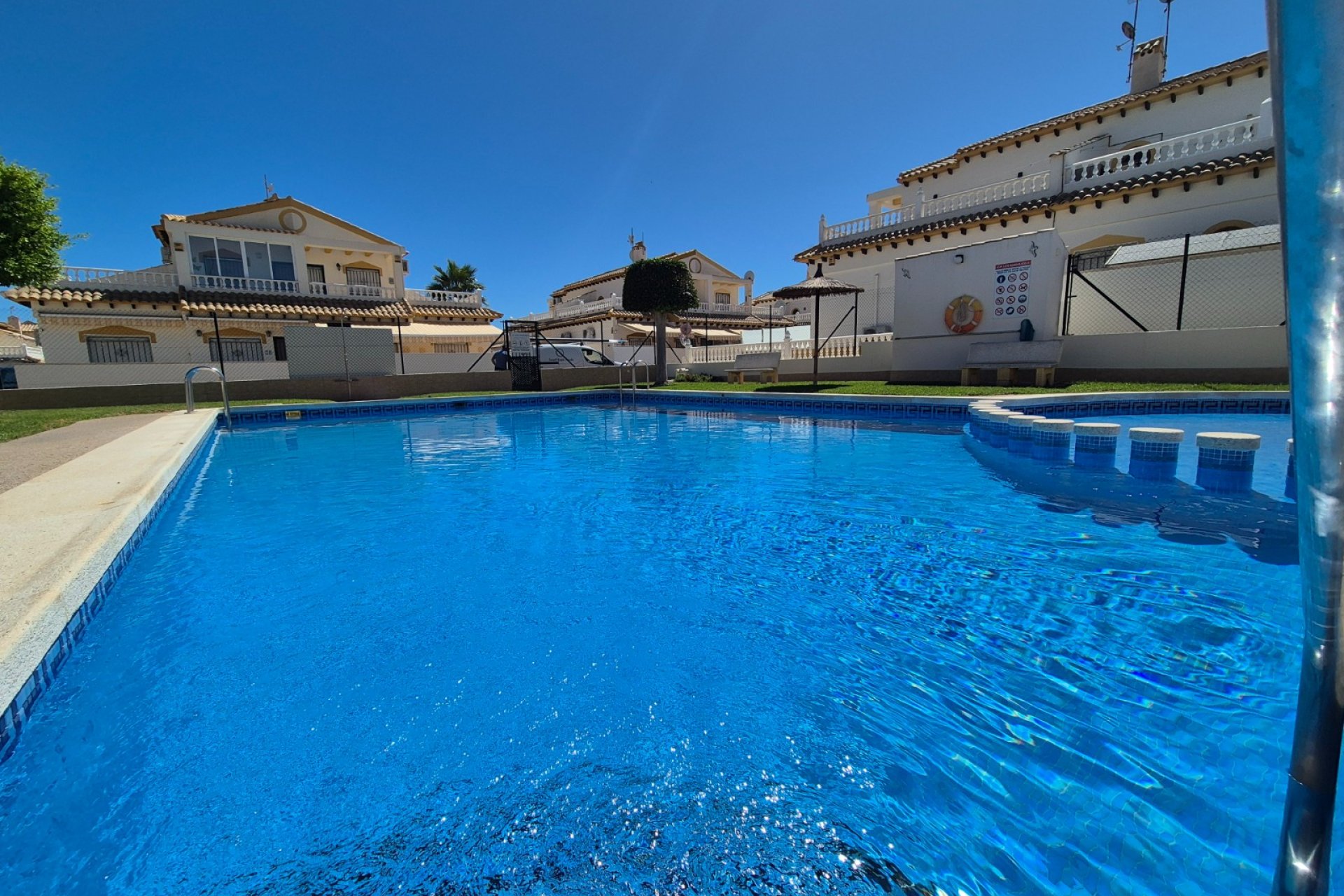 Tweedehands - Herenhuis -
Alicante - La Florida