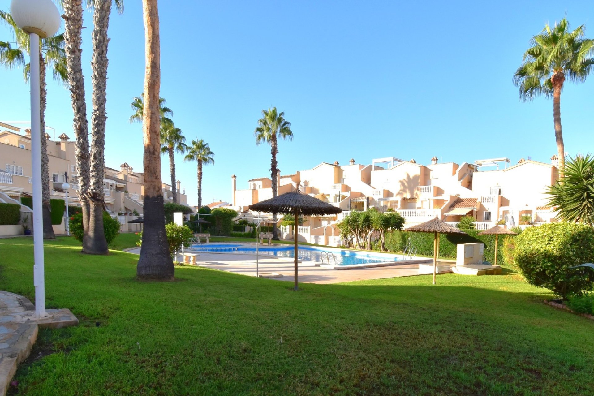 Tweedehands - Herenhuis -
Orihuela Costa - Los Altos