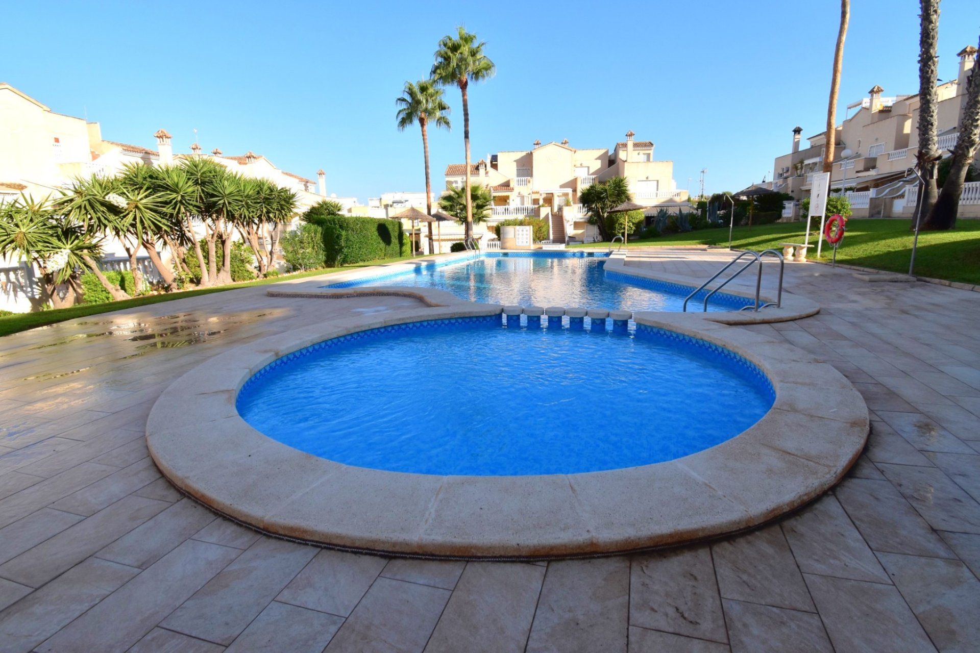 Tweedehands - Herenhuis -
Orihuela Costa - Los Altos