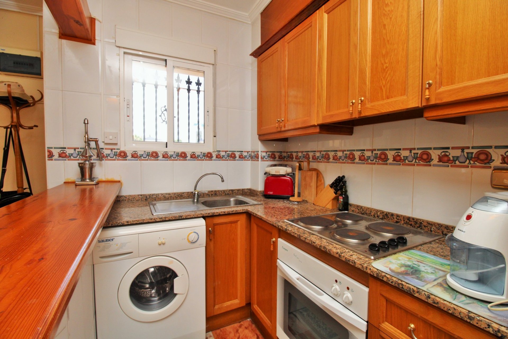 Tweedehands - Herenhuis -
Playa Flamenca