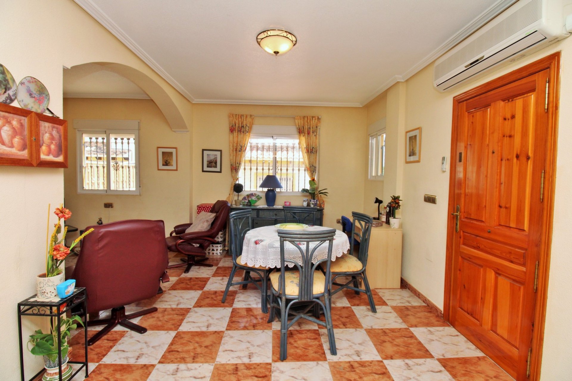 Tweedehands - Herenhuis -
Playa Flamenca