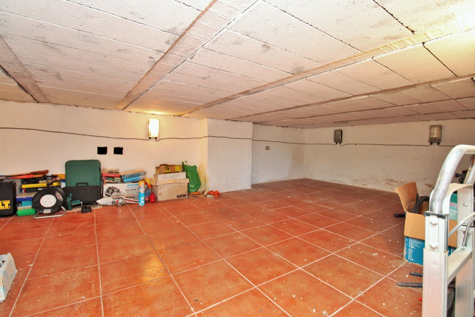 Tweedehands - Herenhuis -
Playa Flamenca