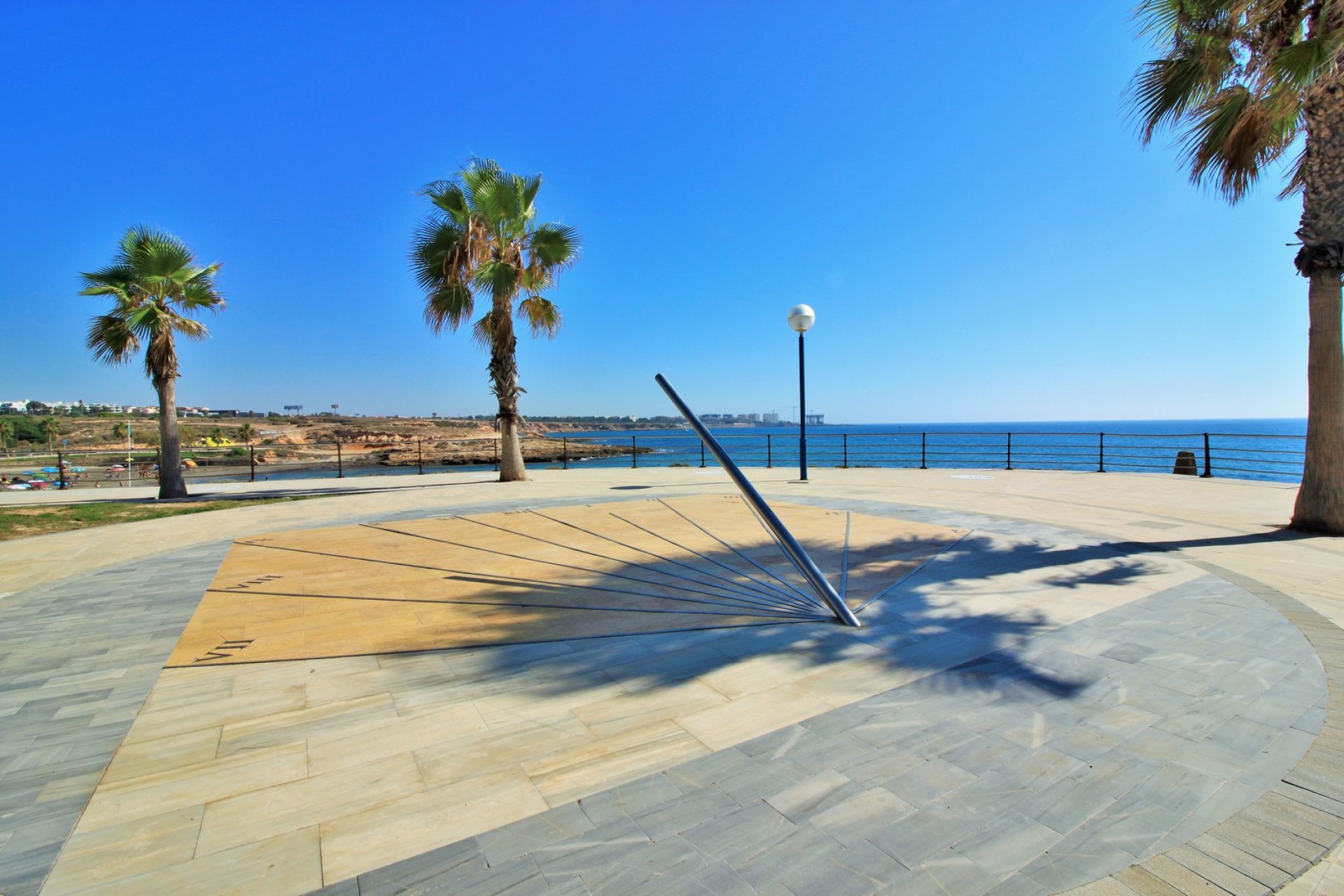 Tweedehands - Herenhuis -
Playa Flamenca