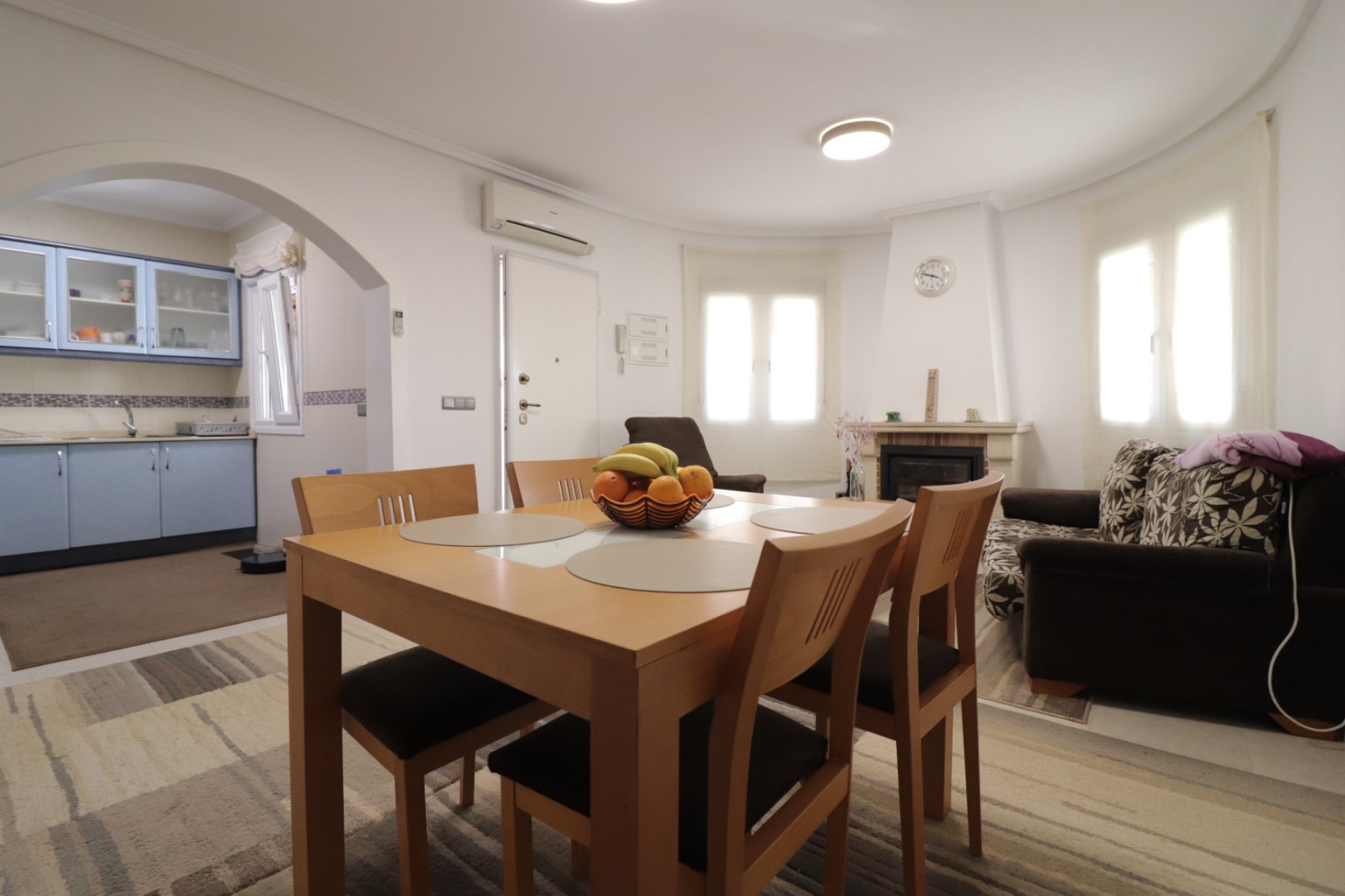 Tweedehands - Villa -
Benijofar - Monte Azul