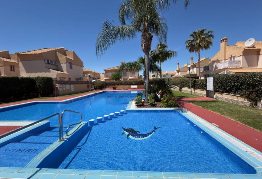 Tweedehands - Villa -
Ciudad Quesada - Doña Pepa