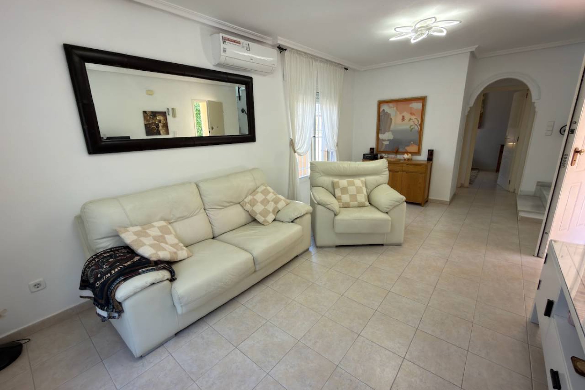 Tweedehands - Villa -
Ciudad Quesada - Doña Pepa