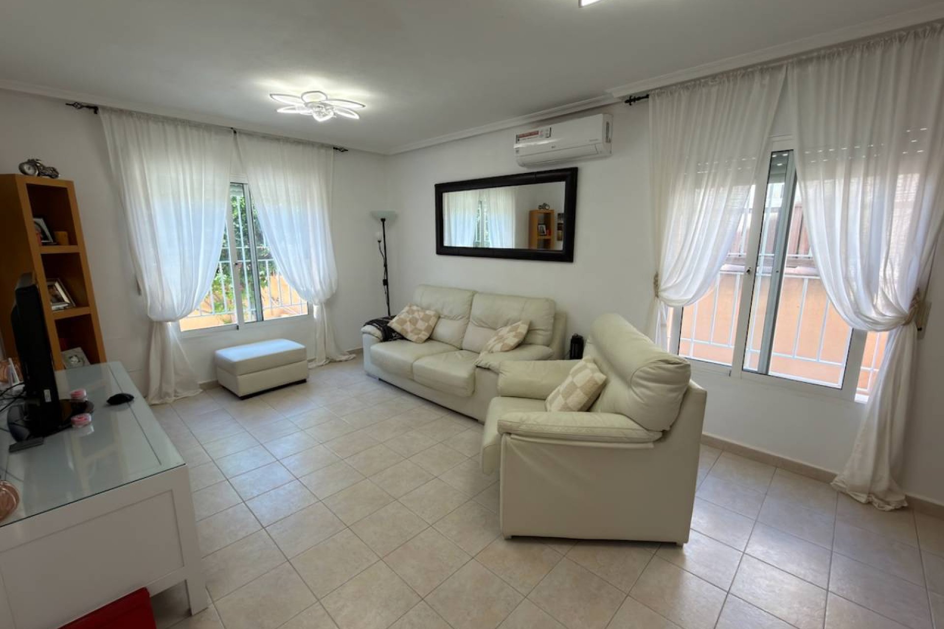 Tweedehands - Villa -
Ciudad Quesada - Doña Pepa