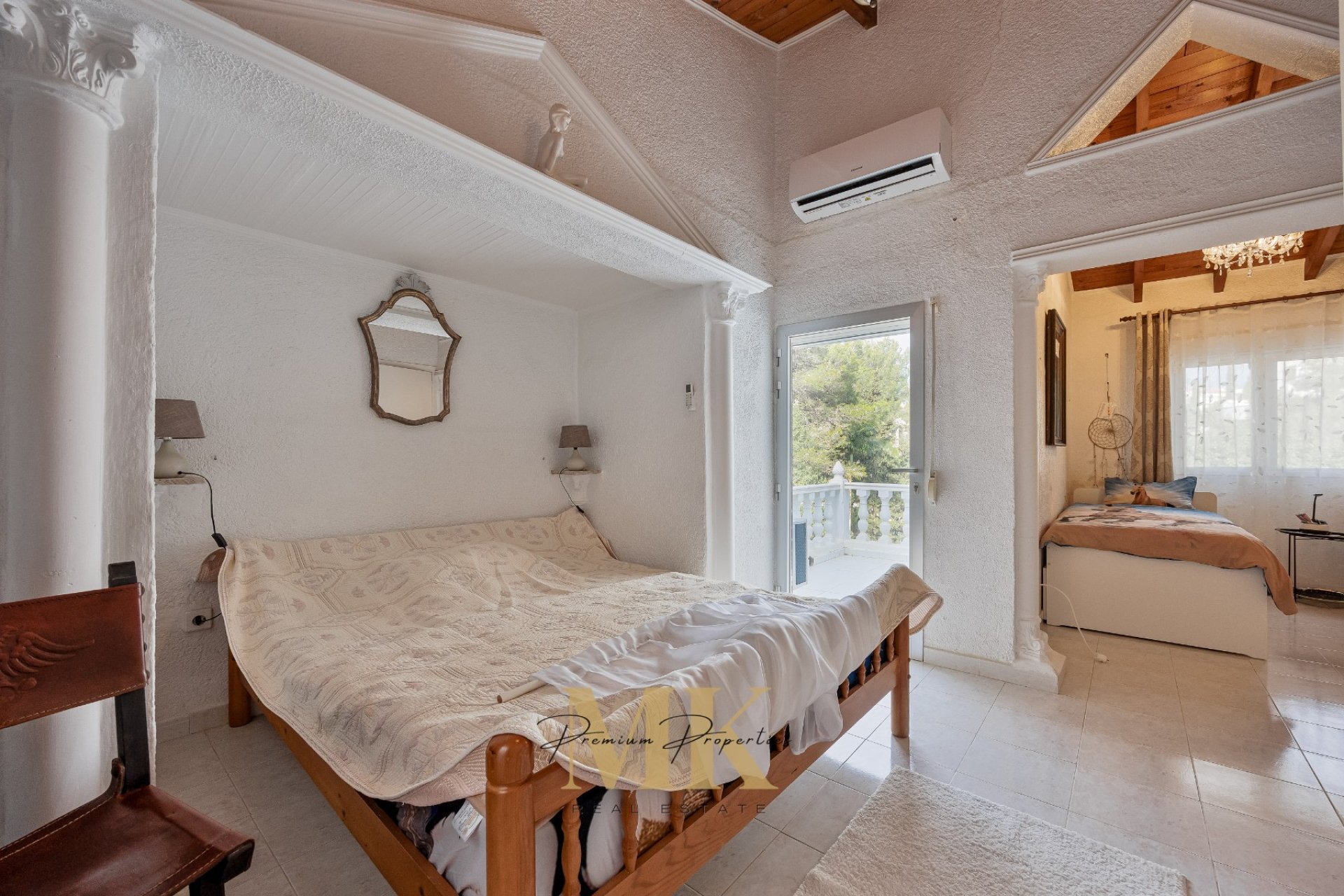 Tweedehands - Villa -
Denia - Montgó