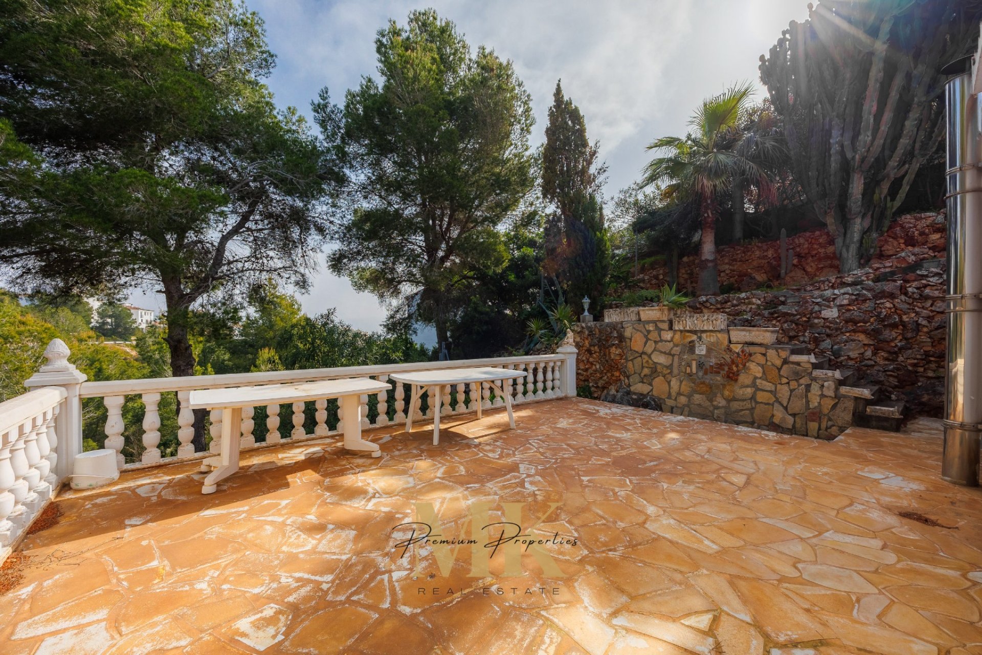 Tweedehands - Villa -
Denia - Montgó