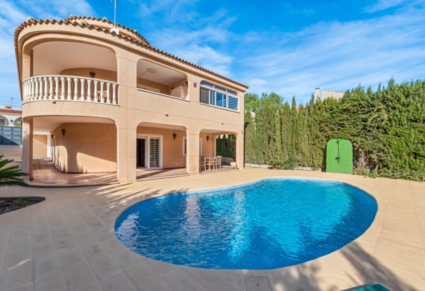 Tweedehands - Villa -
Los Balcones