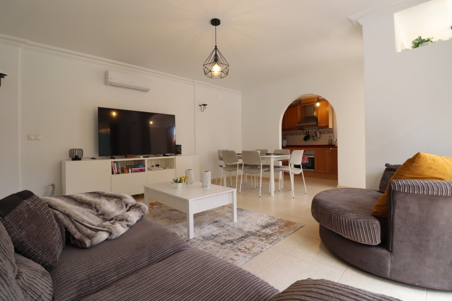 Tweedehands - Villa -
Los Montesinos - La Herrada