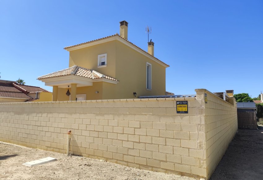 Tweedehands - Villa -
San Fulgencio - La Marina