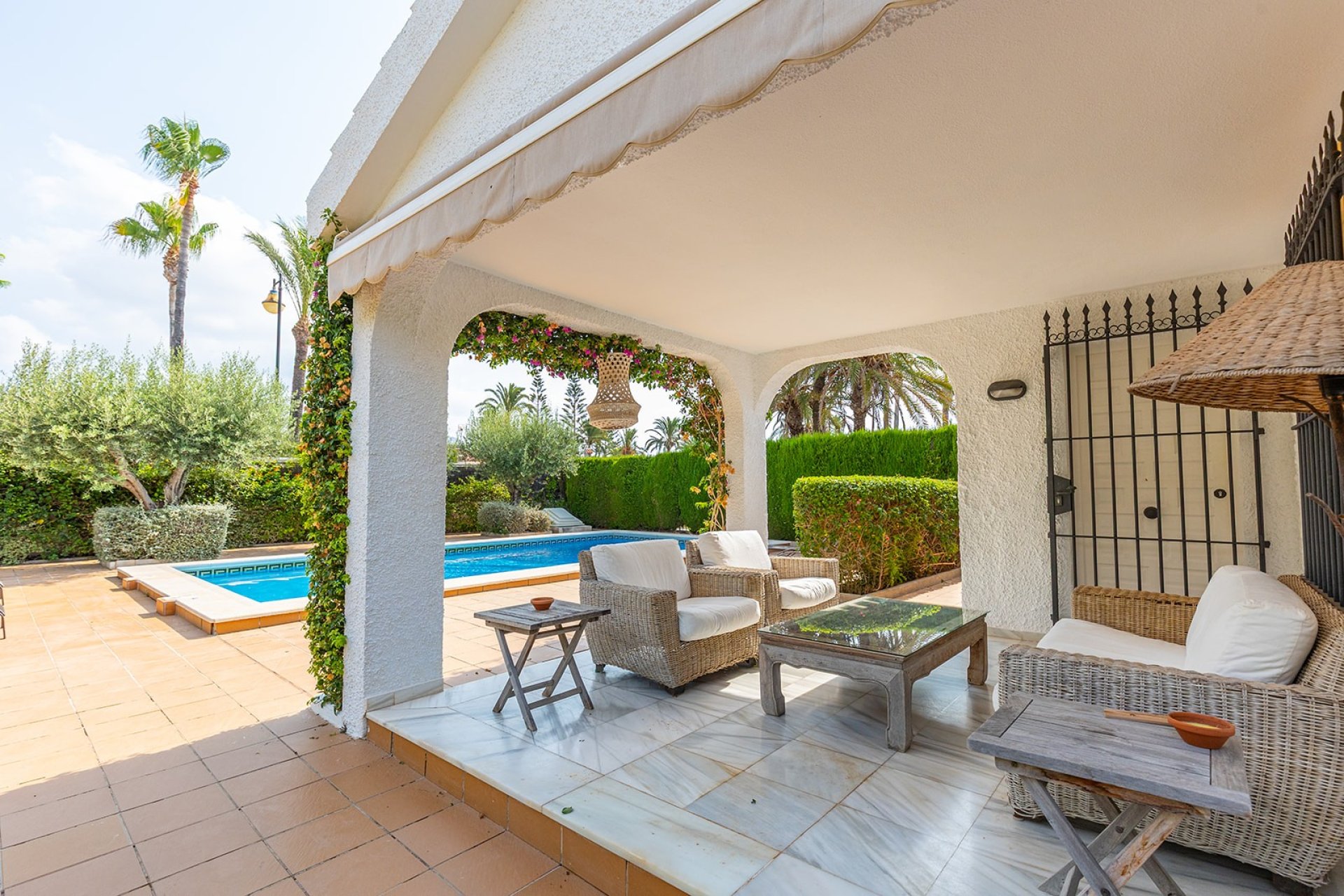 Tweedehands - Villa -
Torrevieja - Playa de los Locos