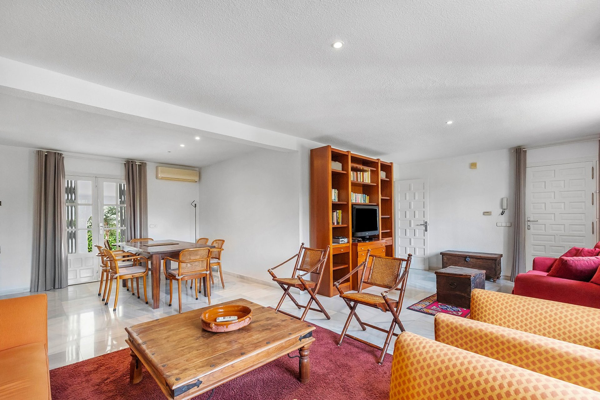 Tweedehands - Villa -
Torrevieja - Playa de los Locos
