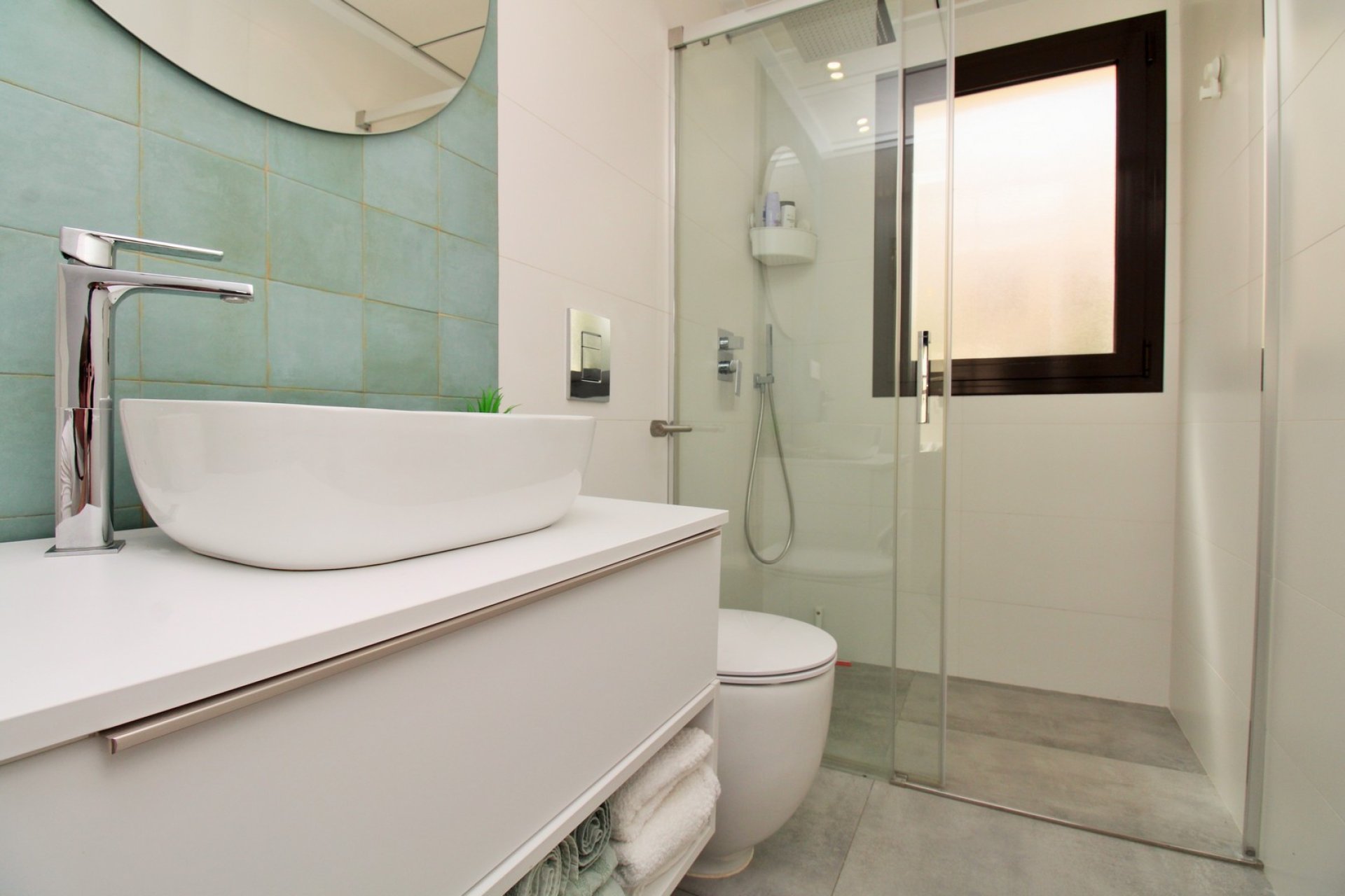 Tweedehands - Villa -
Villamartín - PAU 8