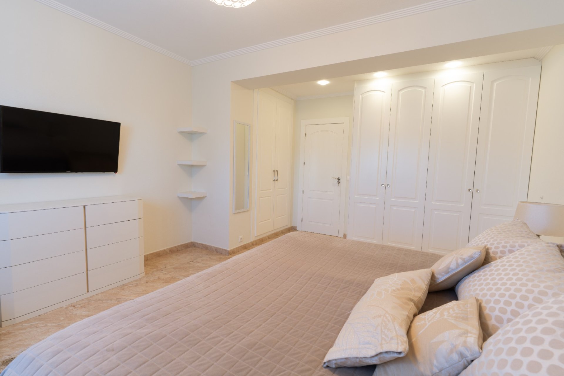 Tweedhands - Villa -
Torrevieja - Los Balcones