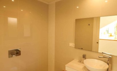 Obra nueva - Villa -
Torrevieja