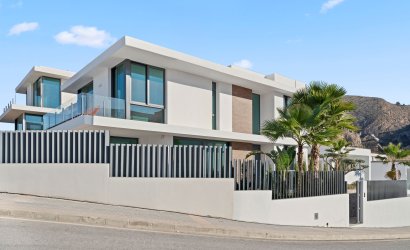 Obra nueva - Villa -
Benidorm