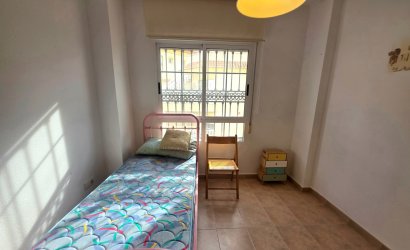 Tweedehands - Herenhuis -
Guardamar del Segura - Los Balcones