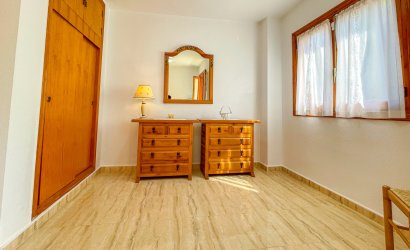Tweedehands - Herenhuis -
Orihuela Costa - Playa Flamenca