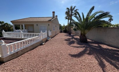 Resale - Villa -
Algorfa - Lomas de La Juliana
