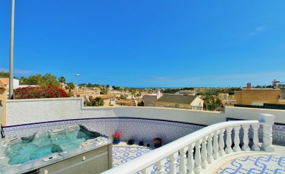 Resale - Villa -
Villamartín