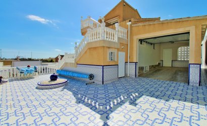 Resale - Villa -
Villamartín