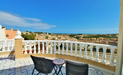 Resale - Villa -
Villamartín