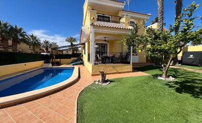 Reventa - Villa -
Orihuela Costa - Los Dolses