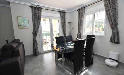 Reventa - Villa -
Orihuela Costa - Los Dolses