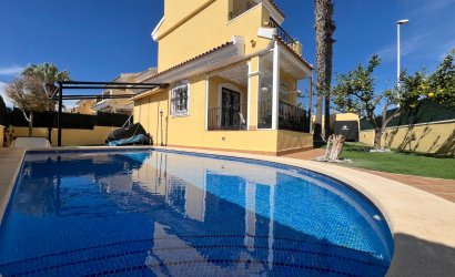 Reventa - Villa -
Orihuela Costa - Los Dolses