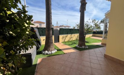 Reventa - Villa -
Orihuela Costa - Los Dolses
