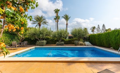 Tweedehands - Villa -
Torrevieja - Playa de los Locos