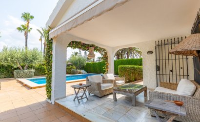 Tweedehands - Villa -
Torrevieja - Playa de los Locos