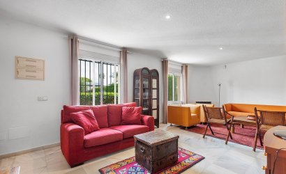 Tweedehands - Villa -
Torrevieja - Playa de los Locos