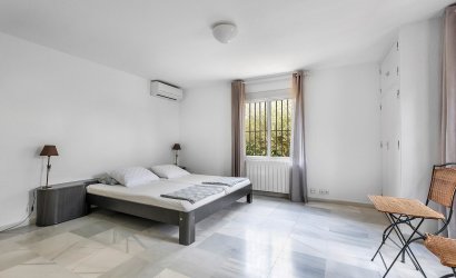 Tweedehands - Villa -
Torrevieja - Playa de los Locos