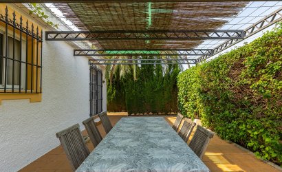 Tweedehands - Villa -
Torrevieja - Playa de los Locos