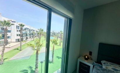 Resale - apartment -
Guardamar del Segura - El Raso