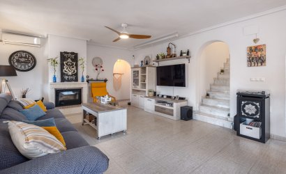 Resale - Villa -
Santa Pola - Gran Alacant