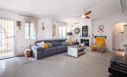 Resale - Villa -
Santa Pola - Gran Alacant