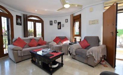 Resale - Villa -
Algorfa - La finca Golf