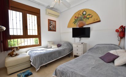 Resale - Villa -
Algorfa - La finca Golf