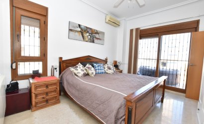 Resale - Villa -
Algorfa - La finca Golf