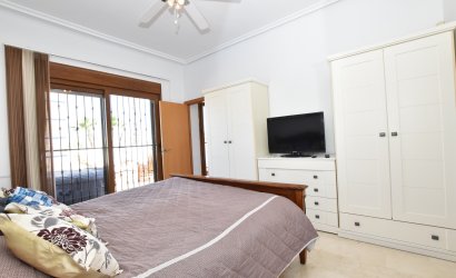 Resale - Villa -
Algorfa - La finca Golf