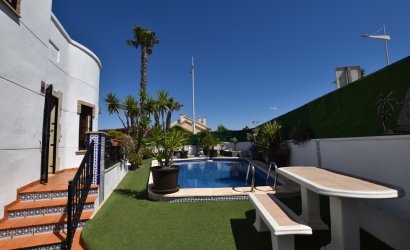 Resale - Villa -
Algorfa - La finca Golf
